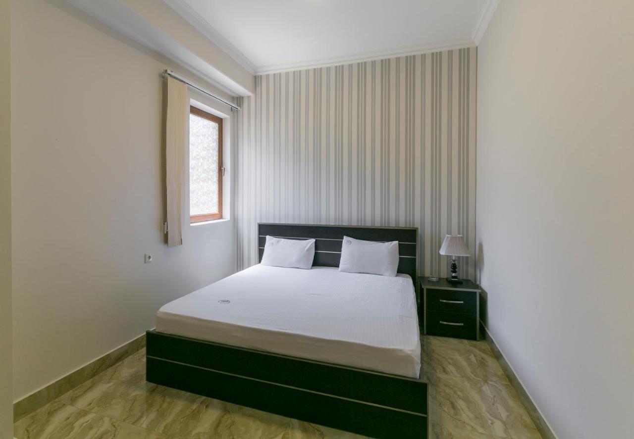 Best Hotel Yerevan Exterior photo