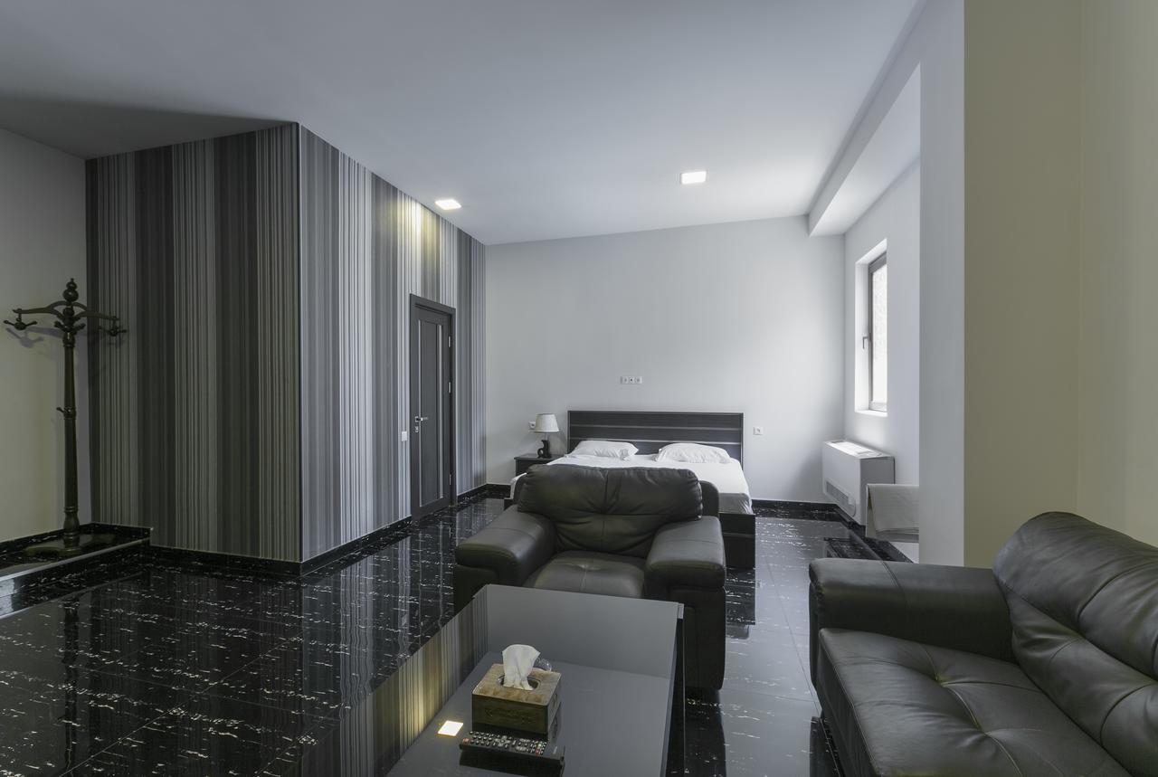 Best Hotel Yerevan Exterior photo