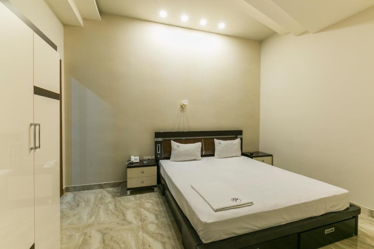 Best Hotel Yerevan Exterior photo